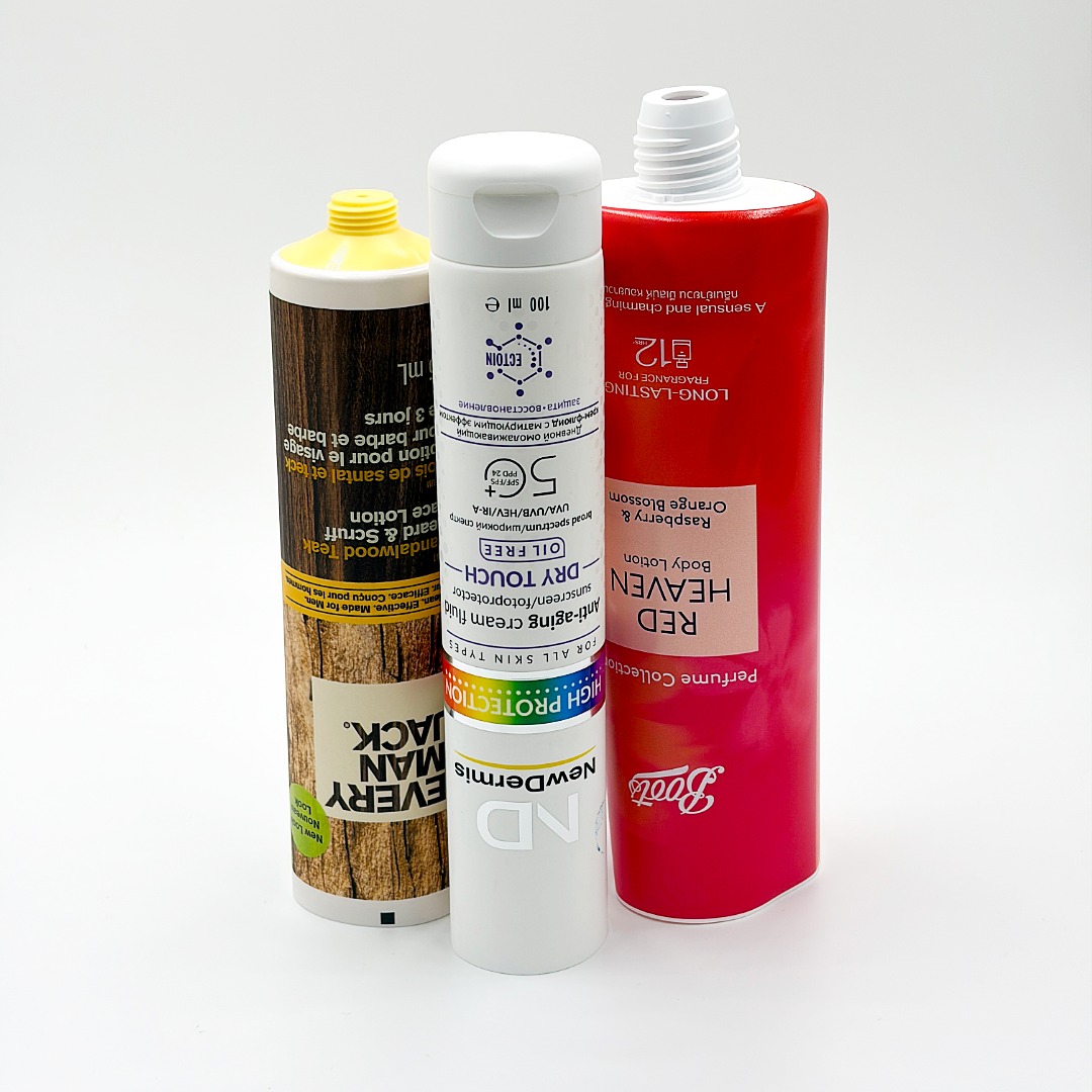 Digital printed cosmetic tubes